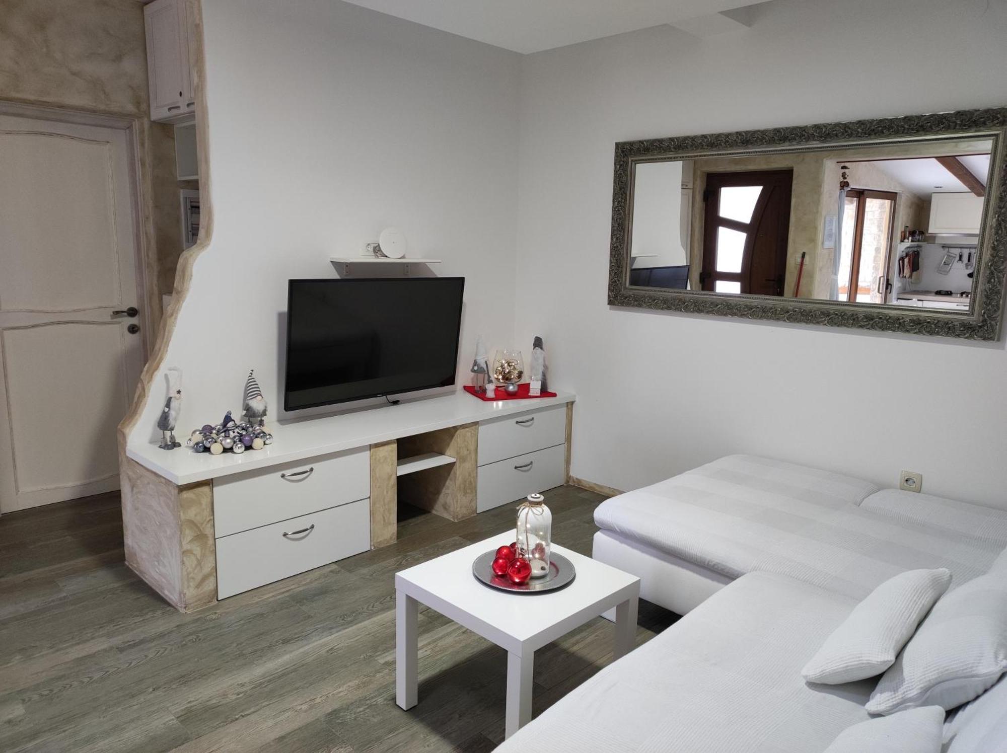 Luxury Apartment Alba With Pool Kanfanar Bagian luar foto