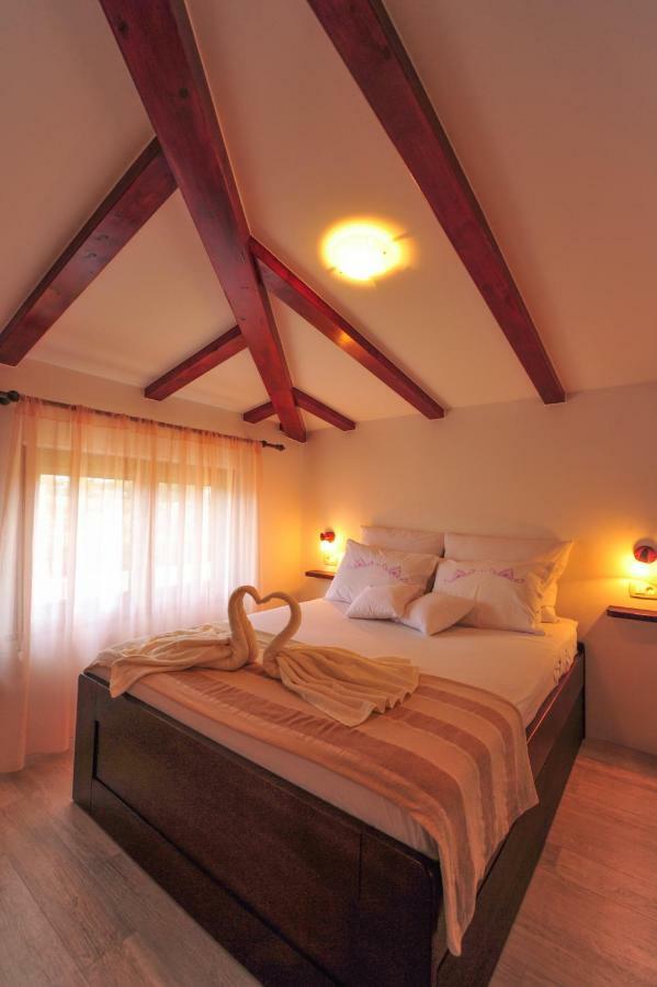 Luxury Apartment Alba With Pool Kanfanar Bagian luar foto